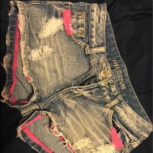 Skull Distress Blue Jean Shorts 🌸💕💀